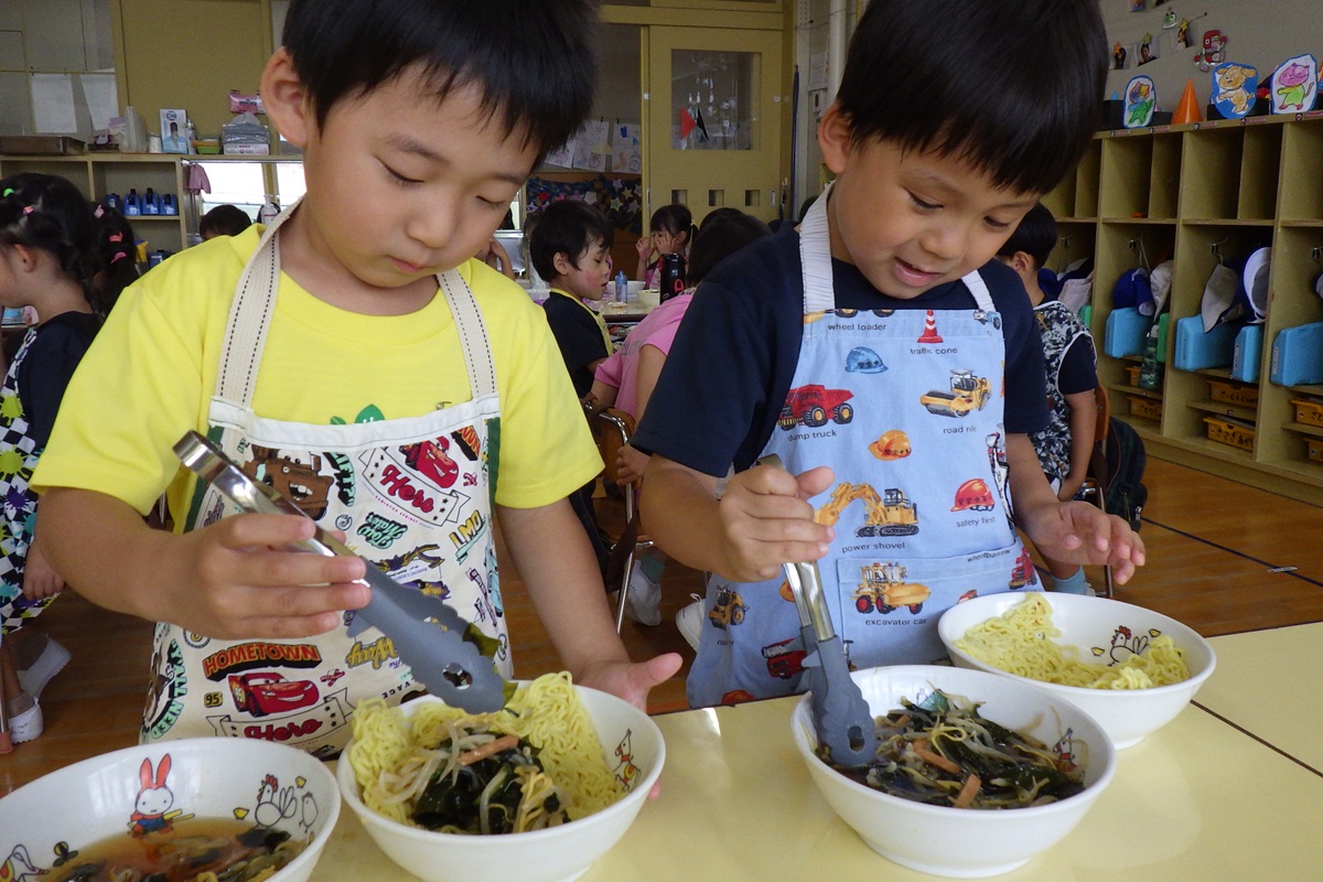 給食